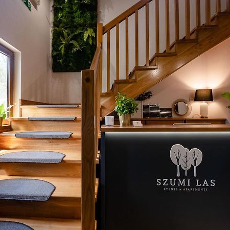 Szumi Las Events & Apartments Regimin Ngoại thất bức ảnh