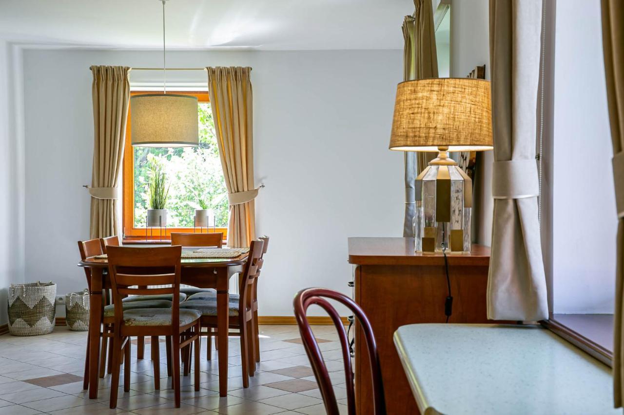 Szumi Las Events & Apartments Regimin Ngoại thất bức ảnh