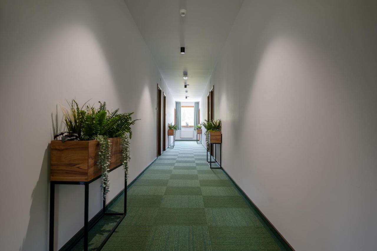 Szumi Las Events & Apartments Regimin Ngoại thất bức ảnh