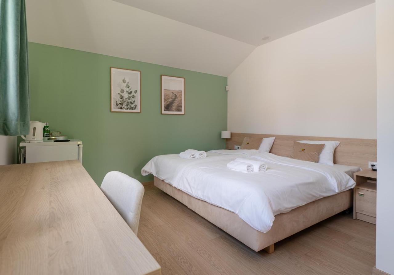 Szumi Las Events & Apartments Regimin Ngoại thất bức ảnh